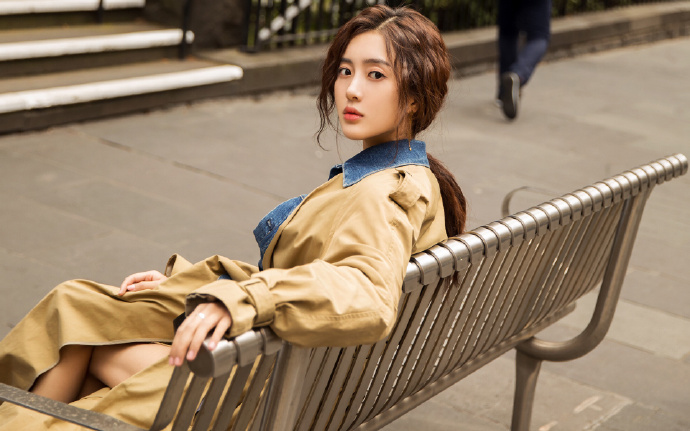 邱启敬《山海经》主题艺术巡展亮相新疆昆仑山景区